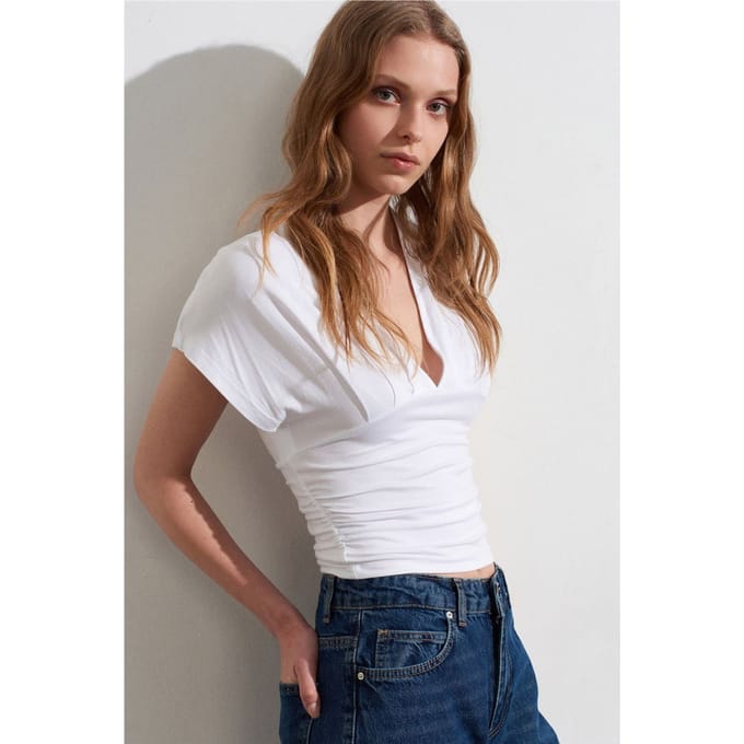 Slim Fit V-Hals Blouse met Strikdetails