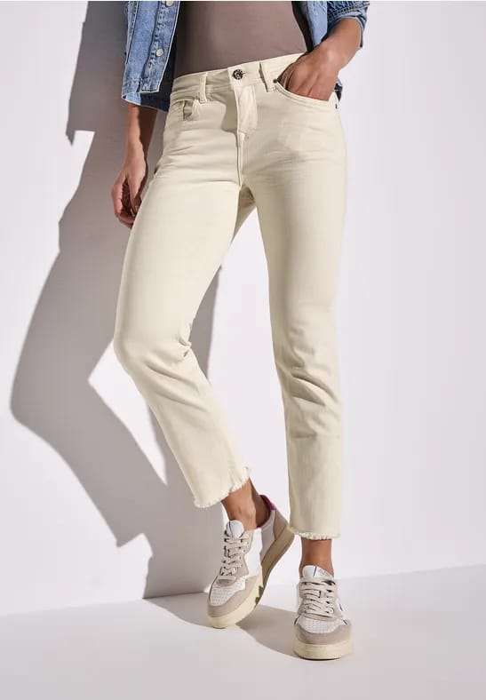 Straight Legs jeans