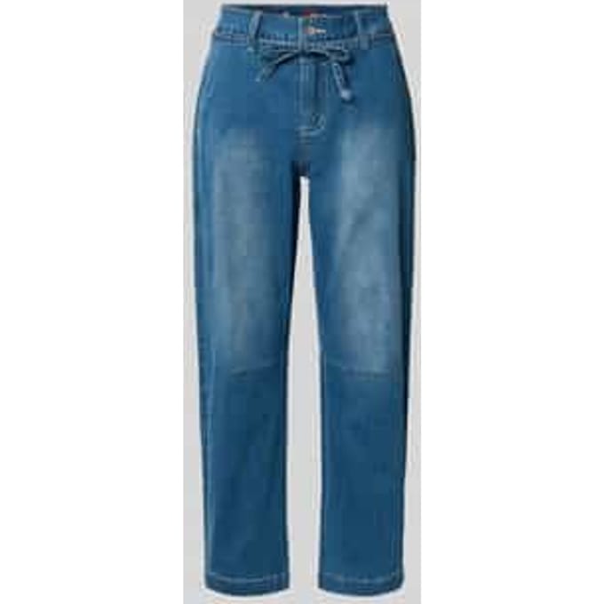 jeans met steekzakken en strikceintuur