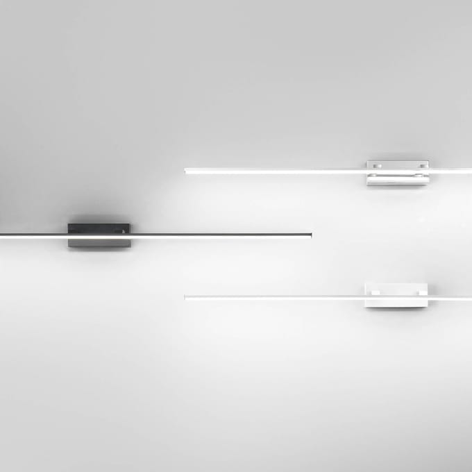 Fabas Luce LED spiegellamp Nala, verchroomd, breedte 110 cm, metaal