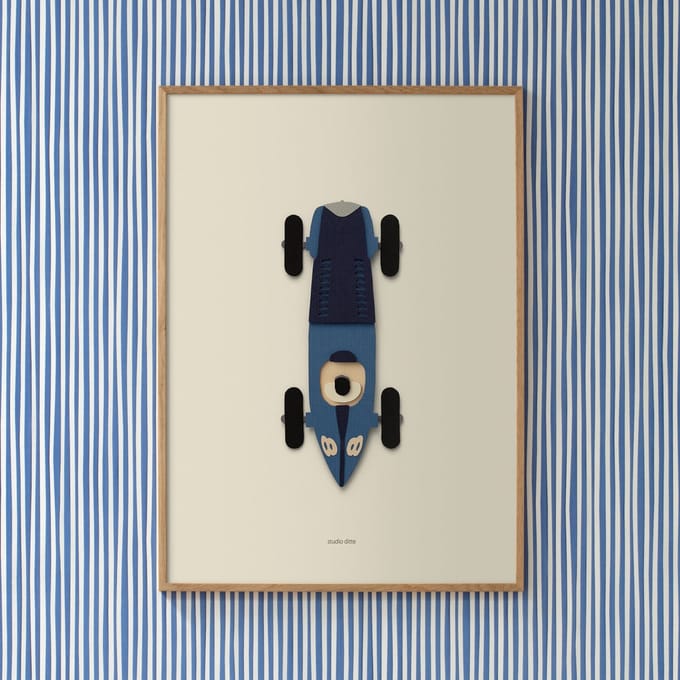 Studio Ditte Raceauto Blauw Poster - 50x70 cm