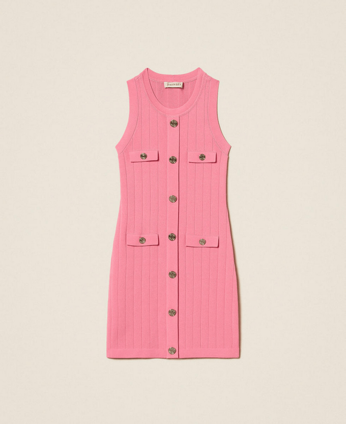 korte jurk met roze meisje