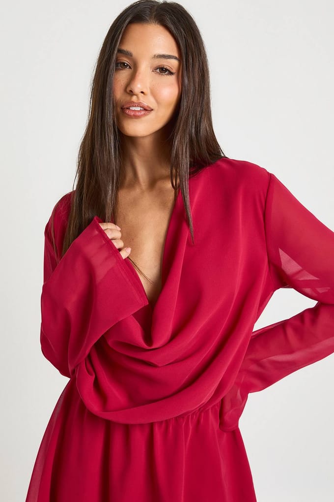 boohoo Dames Chiffon Diepe Cowl Mini Jurk | Framboos | Maat: 36