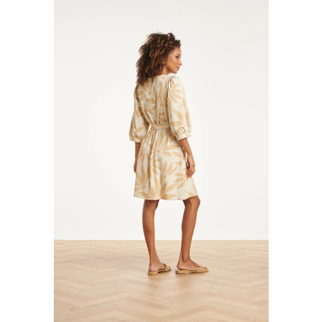Smashed Lemon Jurk met beige bloemenprint in travelstof |