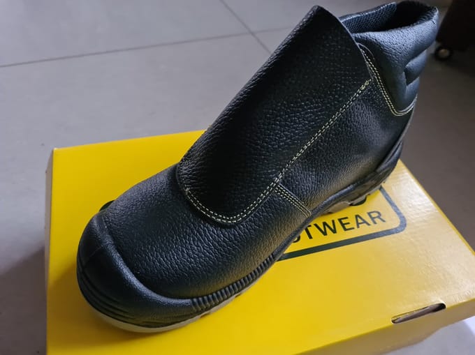Satexo Werkschoenen Tambora - Maat 40 - Zwart - Hoog
