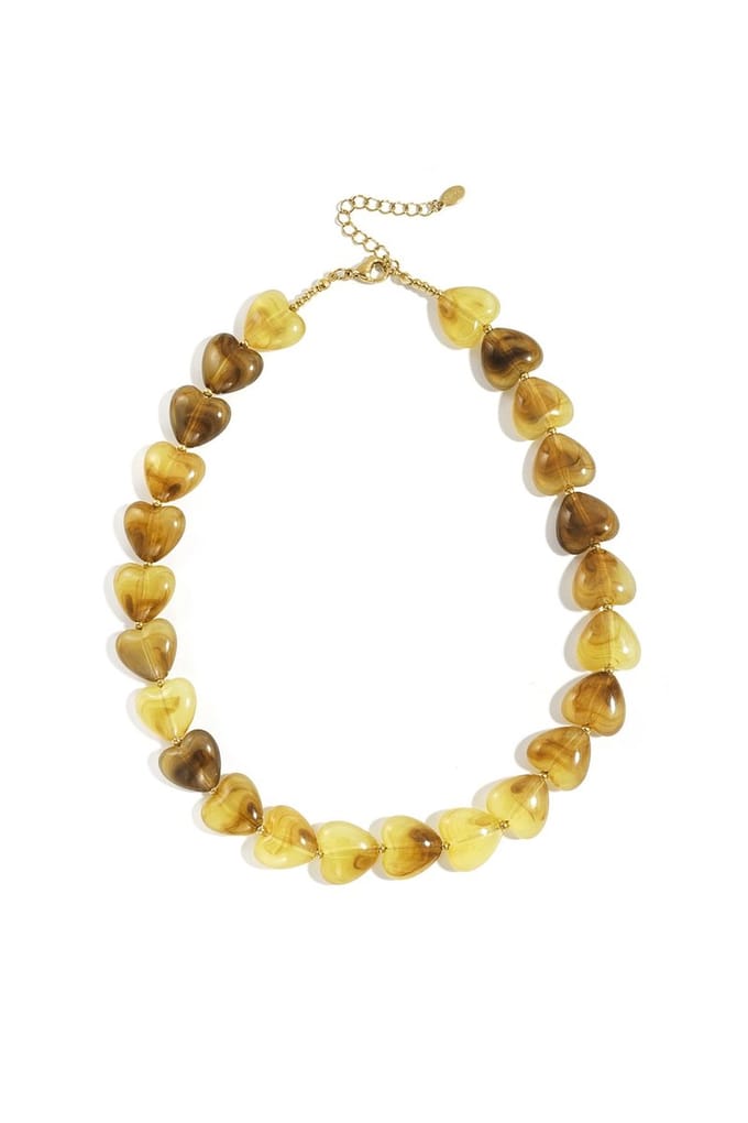 Ketting met hartvormige kralen
