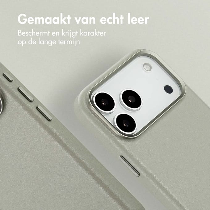 Accezz Hoesje - Geschikt voor iPhone 17 Pro Max - geschikt voor MagSafe Leather Backcover - Light Grey