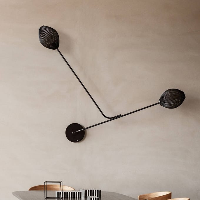 GUBI Satellite Wandlamp, Bekabeld , Zwart , Halfmat