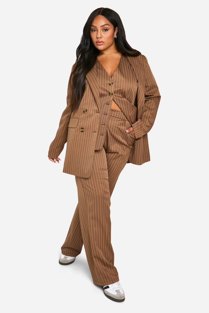 boohoo Dames Plus Longline Pinstripe Weste | Mokka | Maat: 56