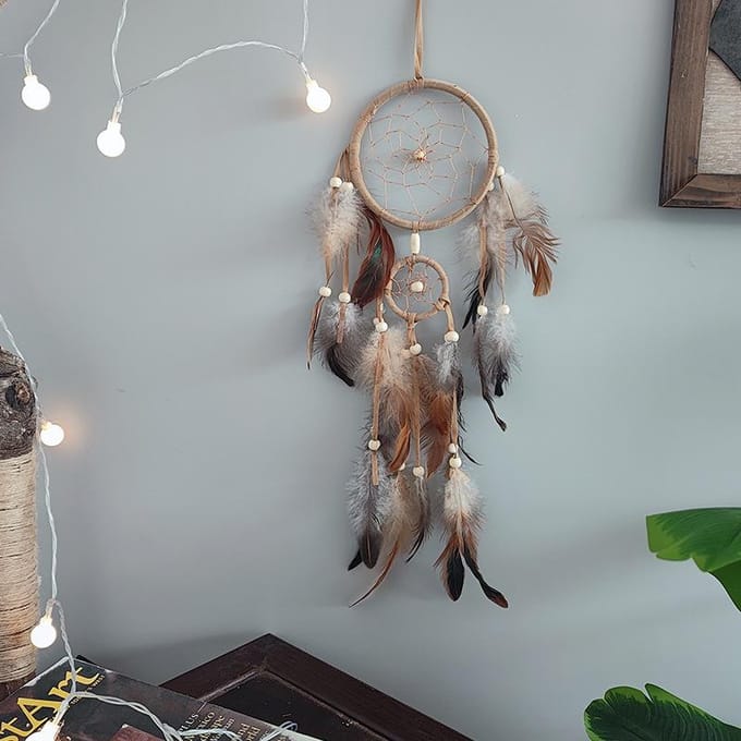 Attrape-rêves avec plumes brunes - Accessoires de chambre à coucher attrape-rêves suspendus au mur - Attrape-rêves à carillon éolien gray
