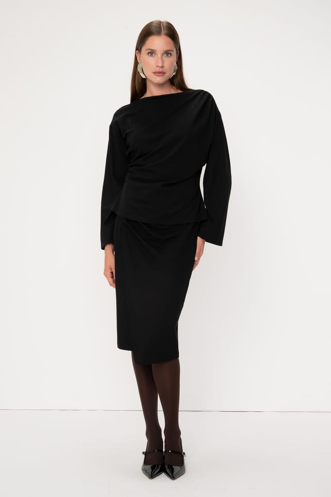 VIVEH Merak Top Black Maat: 34 | Longsleeves Outlet | Dames | Zwart