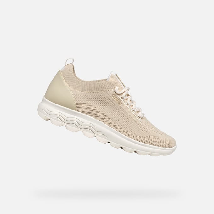 GEOX SPHERICA DAMES Sneakers - LICHT TAUPE - Maat 41
