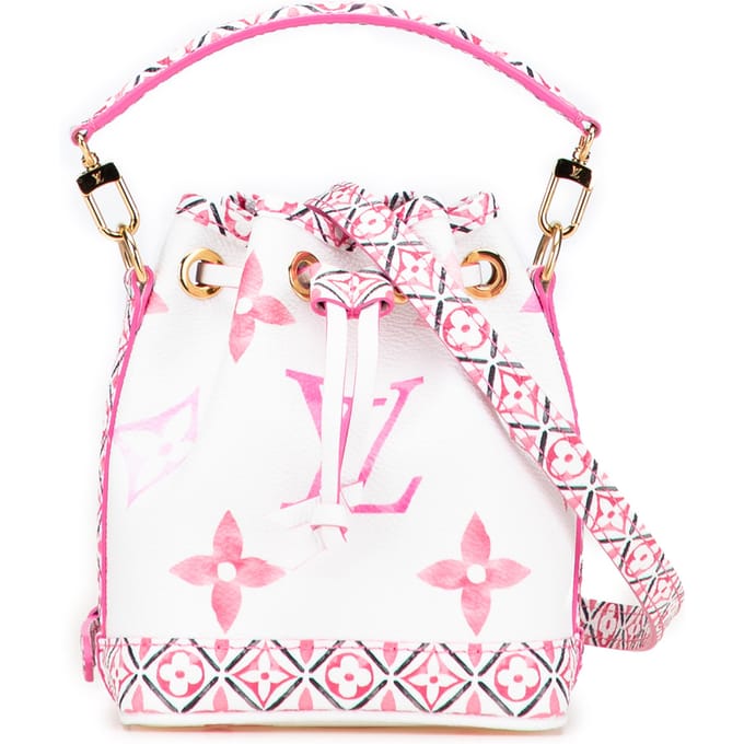 Nono Emmertas met Monogram