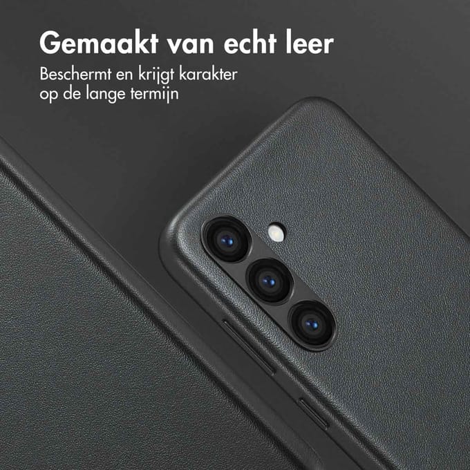 Accezz Hoesje - Geschikt voor Samsung Galaxy S24 - Magnetische Ring Leather Backcover - Black