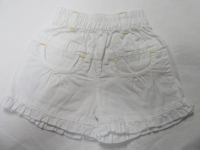Dirkje , korte broek , short , wit , meisje, 86 , 18 maand