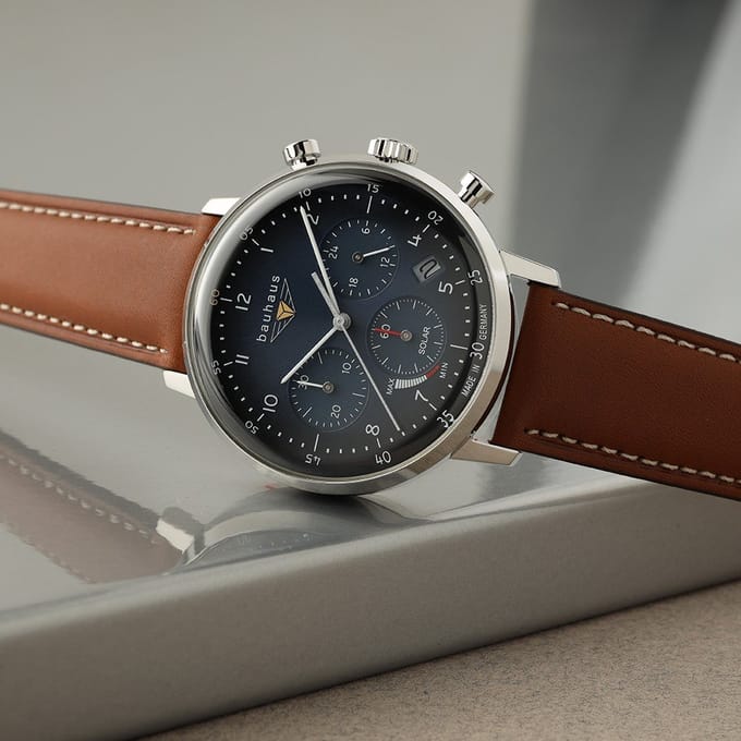 Bauhaus 2086-3 Dessau solar chronograaf horloge