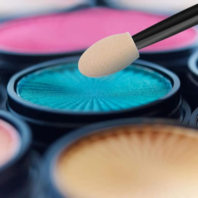 Applicateurs jetables d'éponge d'ombre à paupières double face, 120 pièces, avec longueur de récipient, pinceaux de fard à paupières, applicateur de maquillage 120pcs beige
