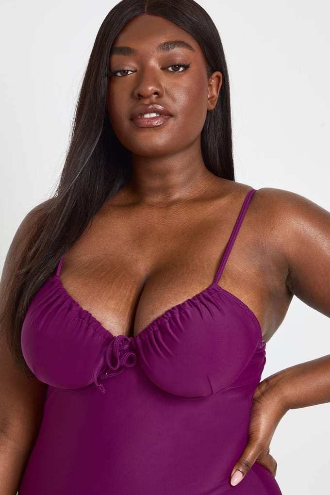 boohoo Dames Plus Badmode Essentials Beugel Badpak | Violet | Maat: 44