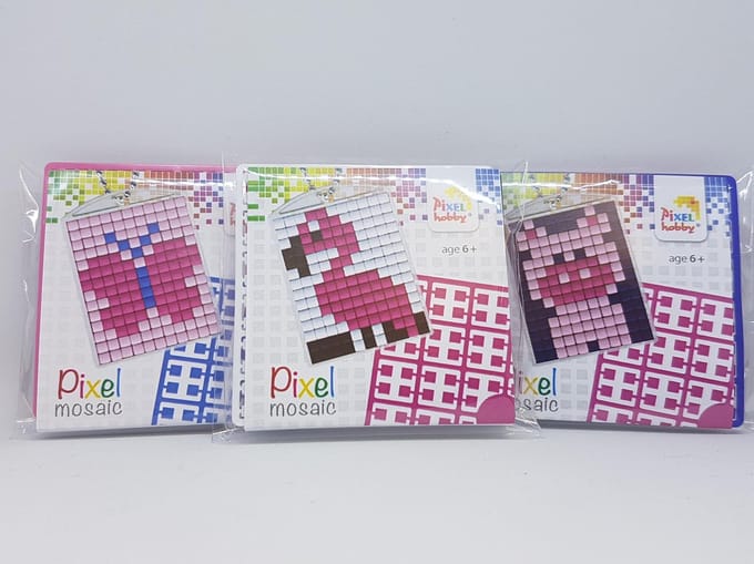 SET 3 PIXELHOBBY MEDAILLONS VLINDER-FLAMINGO-VARKEN