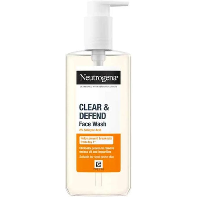 Neutrogena Clear &amp; Defend Facial Wash 200 ml