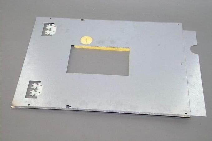 BRÖTJE Verkl.-Deckel, mitte SGB 125/ 170 Eckige Kanten, 7668868