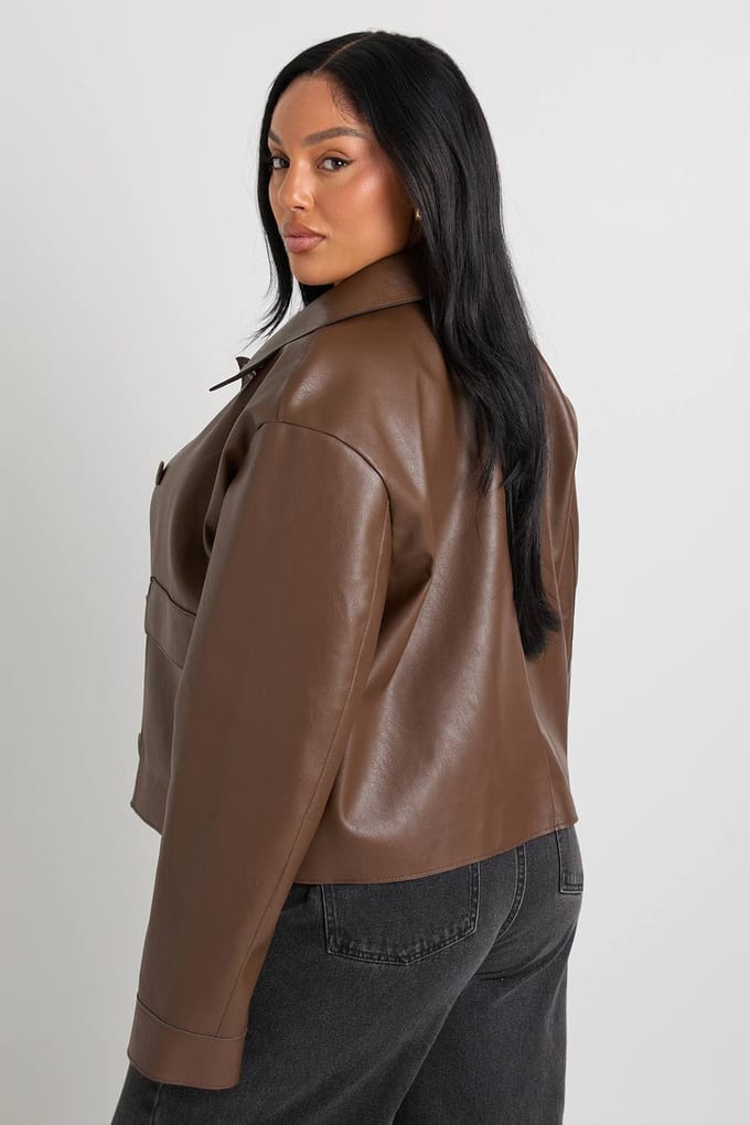 boohoo Dames Plus jas met kraag en knopen | Chocoladebruin | Maat: 52