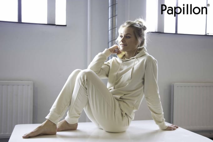 Papillon Sweat pants side pockets. cuff