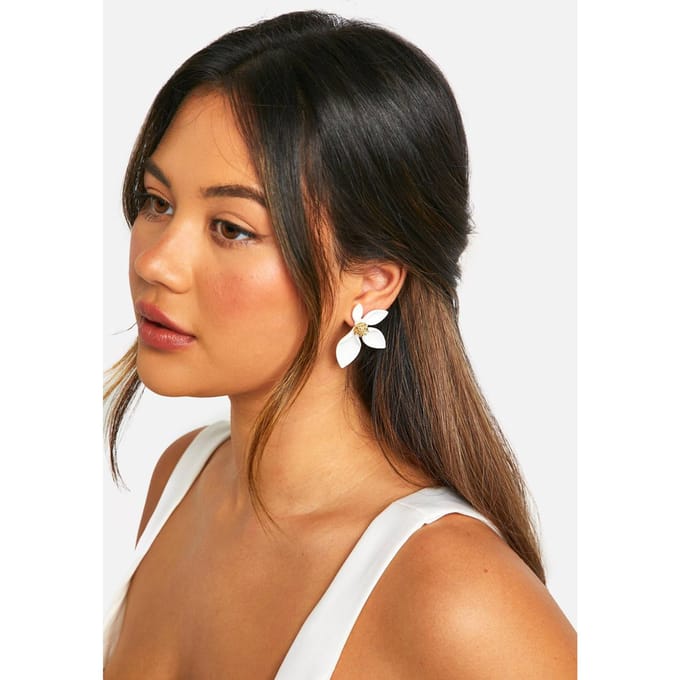 boohoo Dames Statement Bloemenoorbellen | White