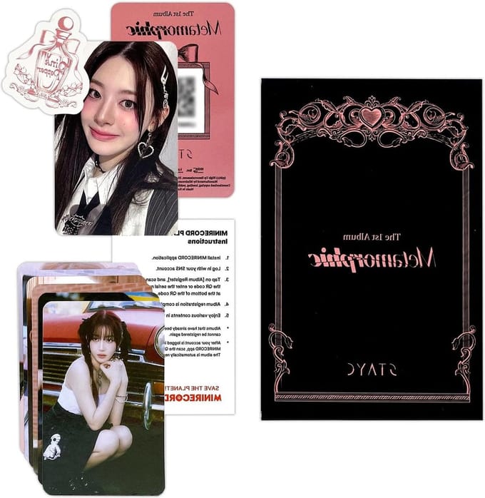 1st album [Metamorphic] (Platform Ver.) Mini Card - Photocard - 2 Pin Button Badges - STAYC Merchandise