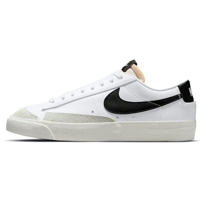 Nike Blazer Low 77 Wit Zwart Dames Sneakers Sail DC4769-102 40.5 white
