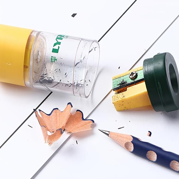 1 taille-crayon multifonctionnel 2 en 1, tendance et portable, taille-crayon rotatif à trou unique pour étudiant avec caoutchouc jaune