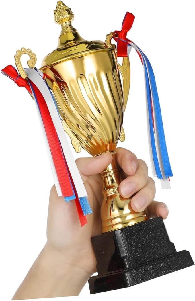 Metalen Trofee - Wedstrijdbeker Prijs - Prestaties Vieren - Stevige Basis - 29 cm Hoog - Goud