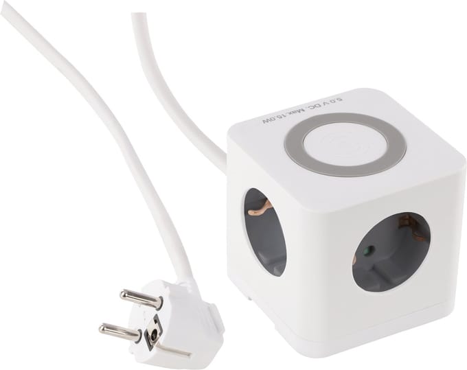 Q-Link stekkerdoos - cube - 3-voudig - randaarde - 2 x USB-A/1 x USB-C - 3 x 1.5 mmÂ² - 1.5 m - wit/grijs