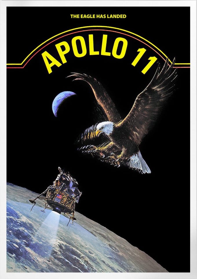 TRW - The Eagle Has Landed | Space, Astronomie & Ruimtevaart Poster | B2: 50x70 cm