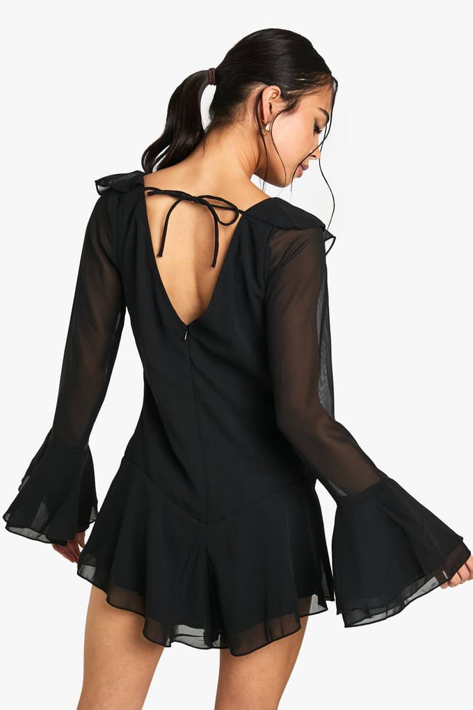 boohoo Dames Chiffon Ruffle Godet Playsuit | Zwart | Maat: 40