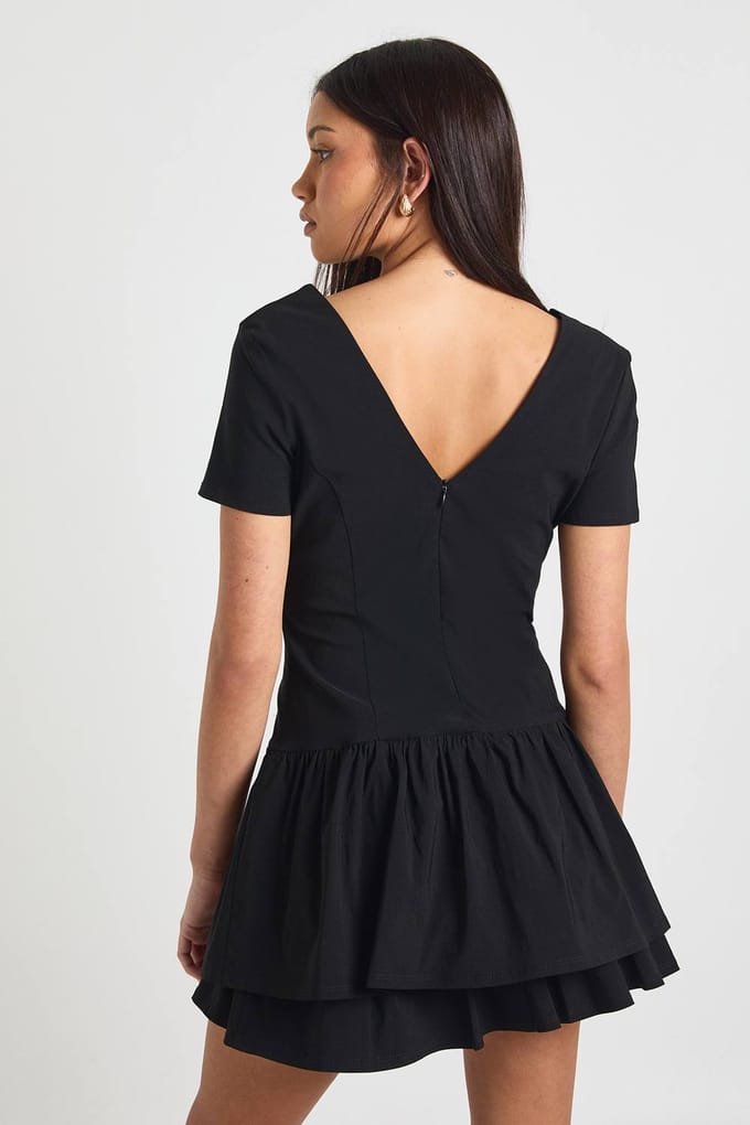 boohoo Dames Bengaline V-hals Gerimpelde Rok Mini Jurk | Black | Maat: 14