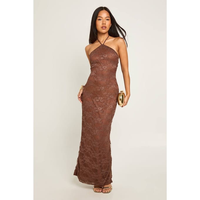 boohoo Dames Petite kanten halternek maxi kolomjurk | Chocolate | Maat: 16
