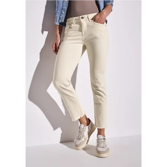 Straight Legs jeans