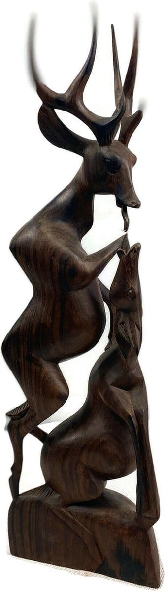 Houten herten / handgemaakt houten beeld / Indonesisch beeld