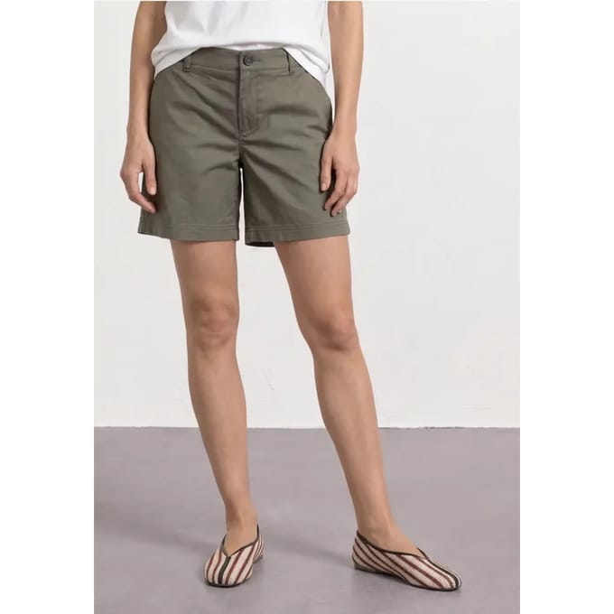 Mid Waist chino shorts in een casual pasvorm