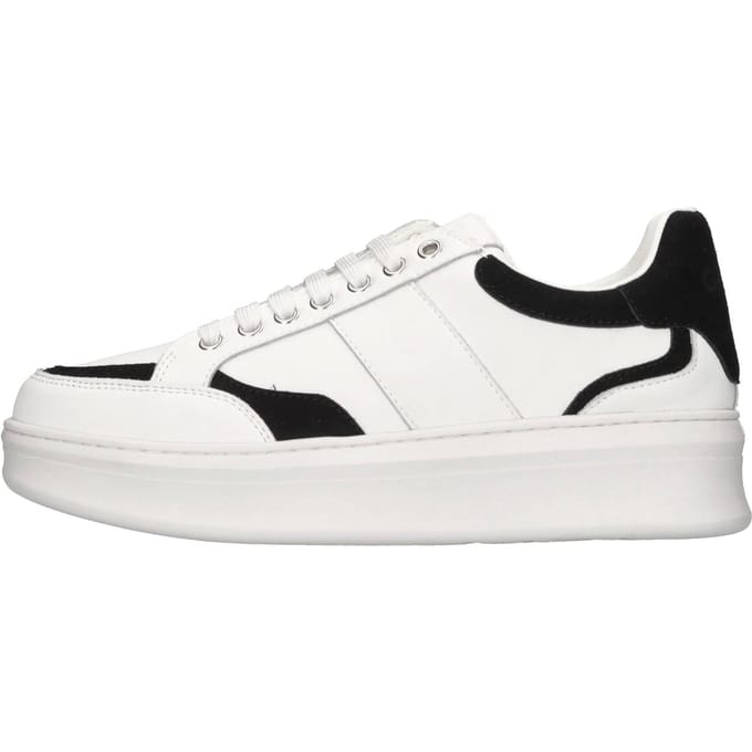 Gaelle Witte sneakers