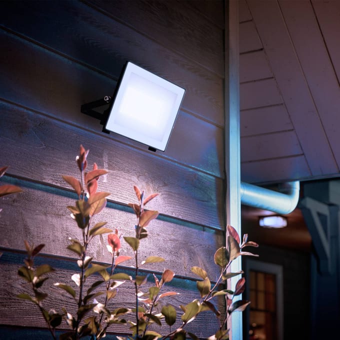 Philips Lois floodlight - UltraEfficient LED - Zwart - 24W - Koel wit licht; 5000K - Verstraler