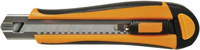 Fiskars Serie - Professioneel Segmentmes - 18mm - Automatische Vergrendeling - SoftGrip™