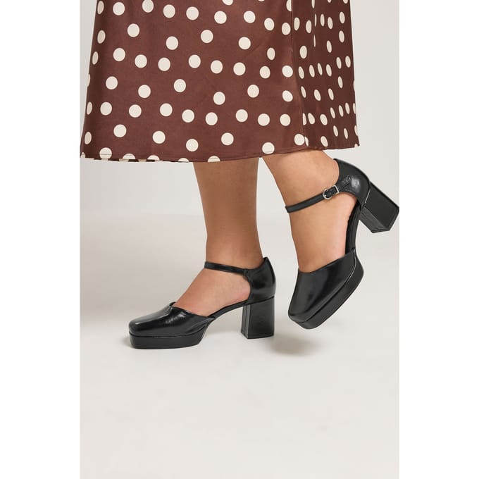 Yours Zwarte Plateaupumps Van Imitatieleer Met Blokhak In Extra Brede Eeepasvormsize 37EEE