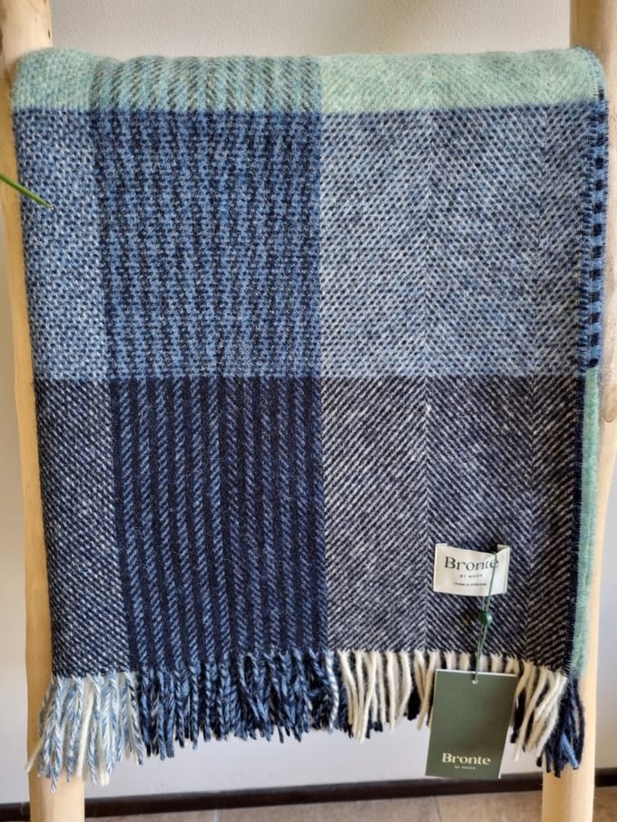 Wollen Plaid - LINDLEY Blue - 140x185cm - Bronte x Plaids.shop