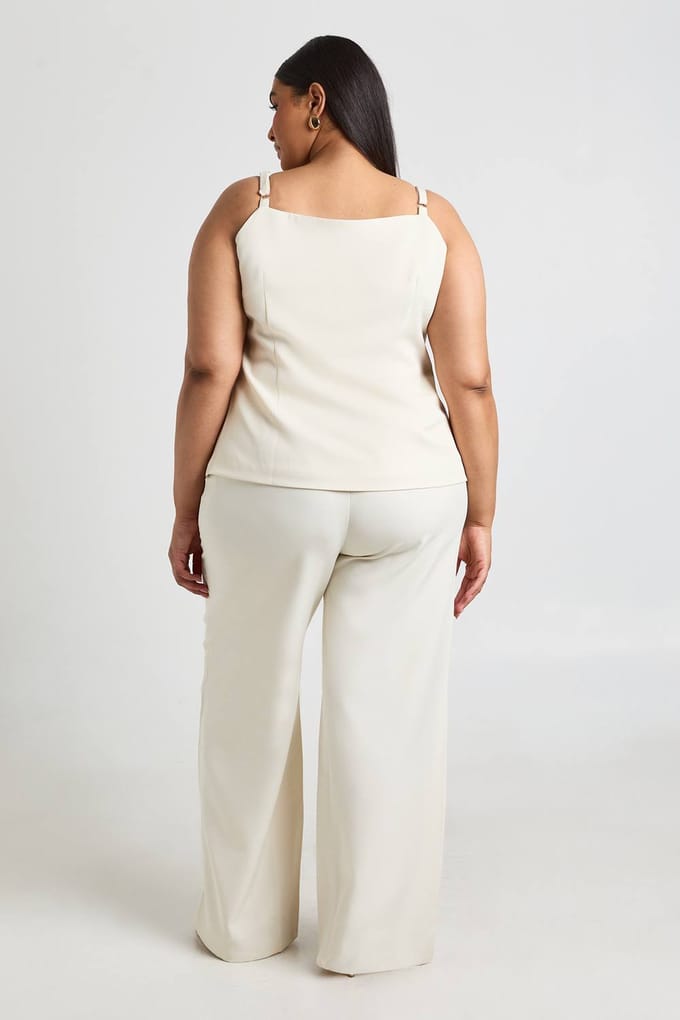 boohoo Dames Plus Gouden Knopen Longline Gilet | Ecru | Maat: 28