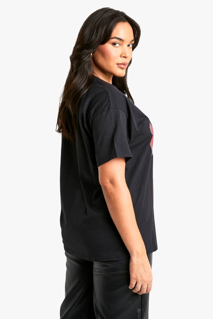 boohoo Dames PLUS MICHIGAN CHERRY OVERSIZED T-SHIRT | Zwart | Maat: 54