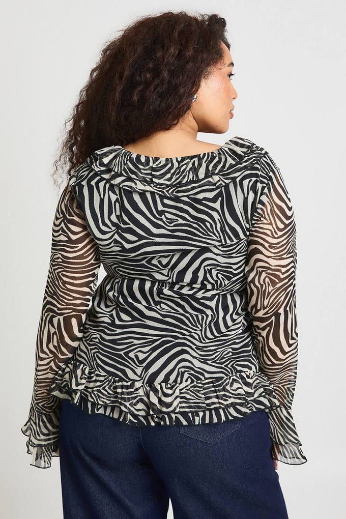 boohoo Dames Plus Chiffon Zebra Ruches Top | Zebraprint | Maat: 46