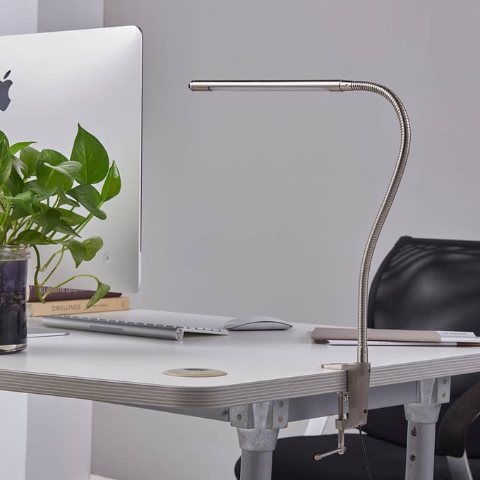 Lindby LED klemlamp Lionard, 53 cm, mat nikkel, metaal