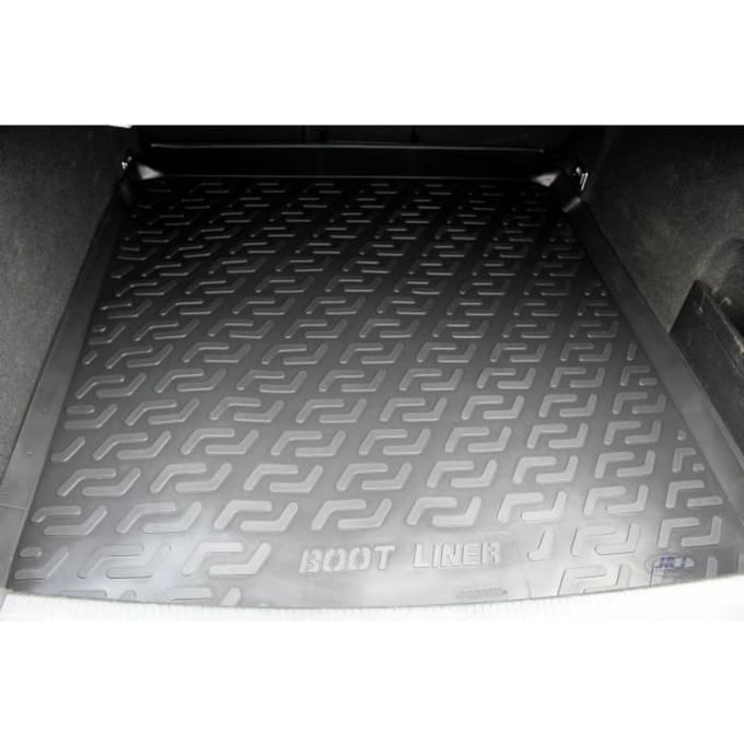 J&J AUTOMOTIVE | Tapis De Coffre Caoutchouc Premium Pour Volkswagen Passat CC 2008-2012 noir
